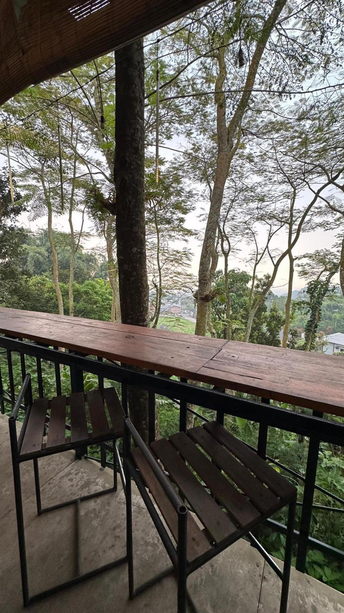 Foresta Resort & Onsen Padusan Pacet Claket Exterior photo